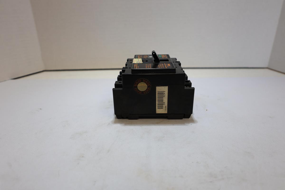 Used Fuji Auto Breaker EA33 30A 3 POLE GHA-157-C3