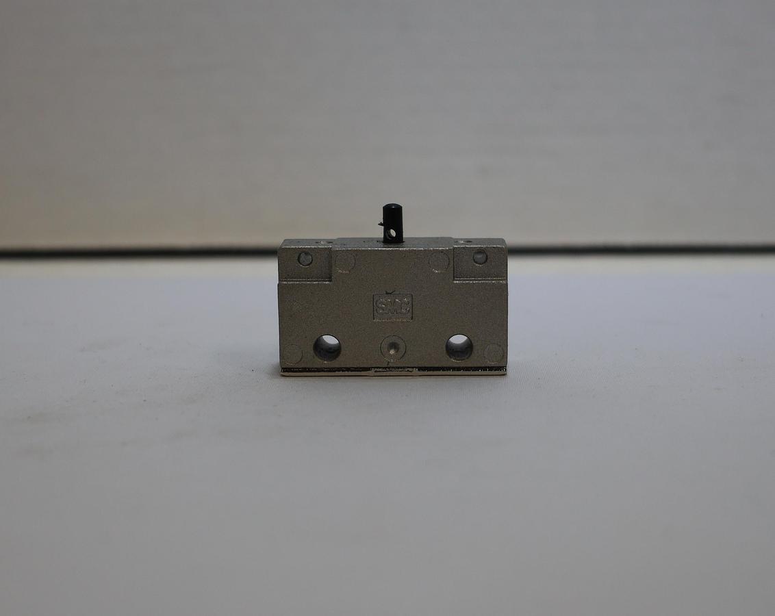 Used SMC EVM13 Pneumatic Mechanical Valve