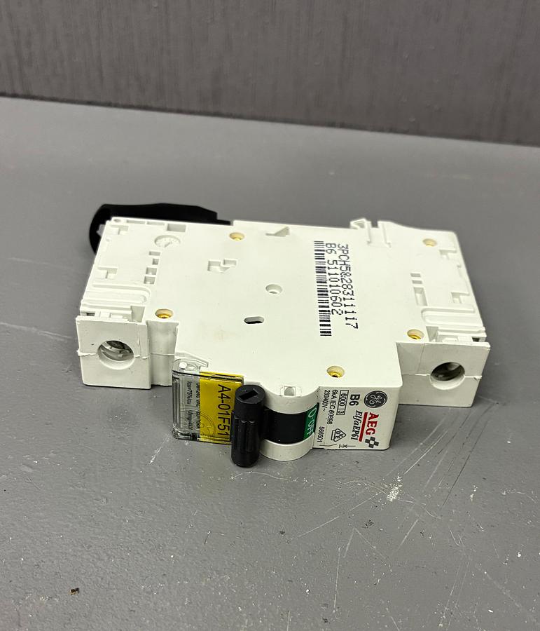 Used AEG EP61 B6 Circuit Breaker 566501 Circuit Breaker 1 Pole LS Switch GHC-7