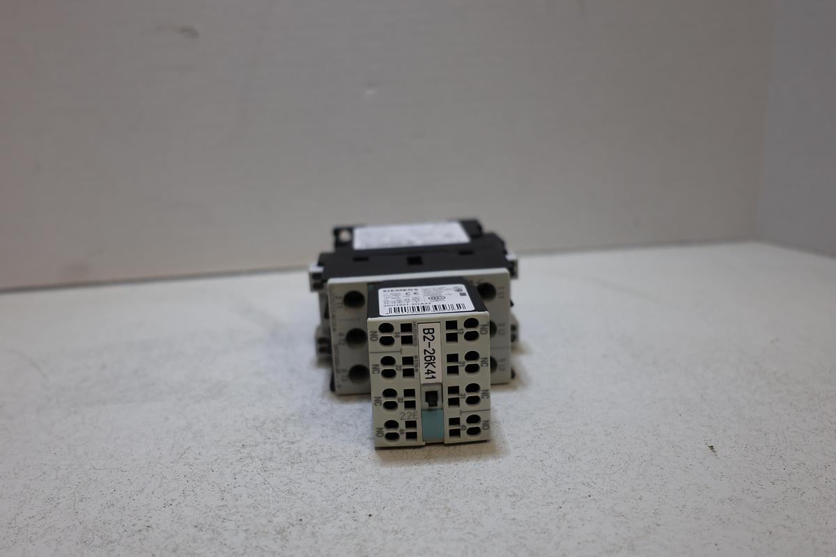 Used Siemens 3RT1025-3K Contactor 3RH1921-2HA22 Aux 3RT1926-1BB00