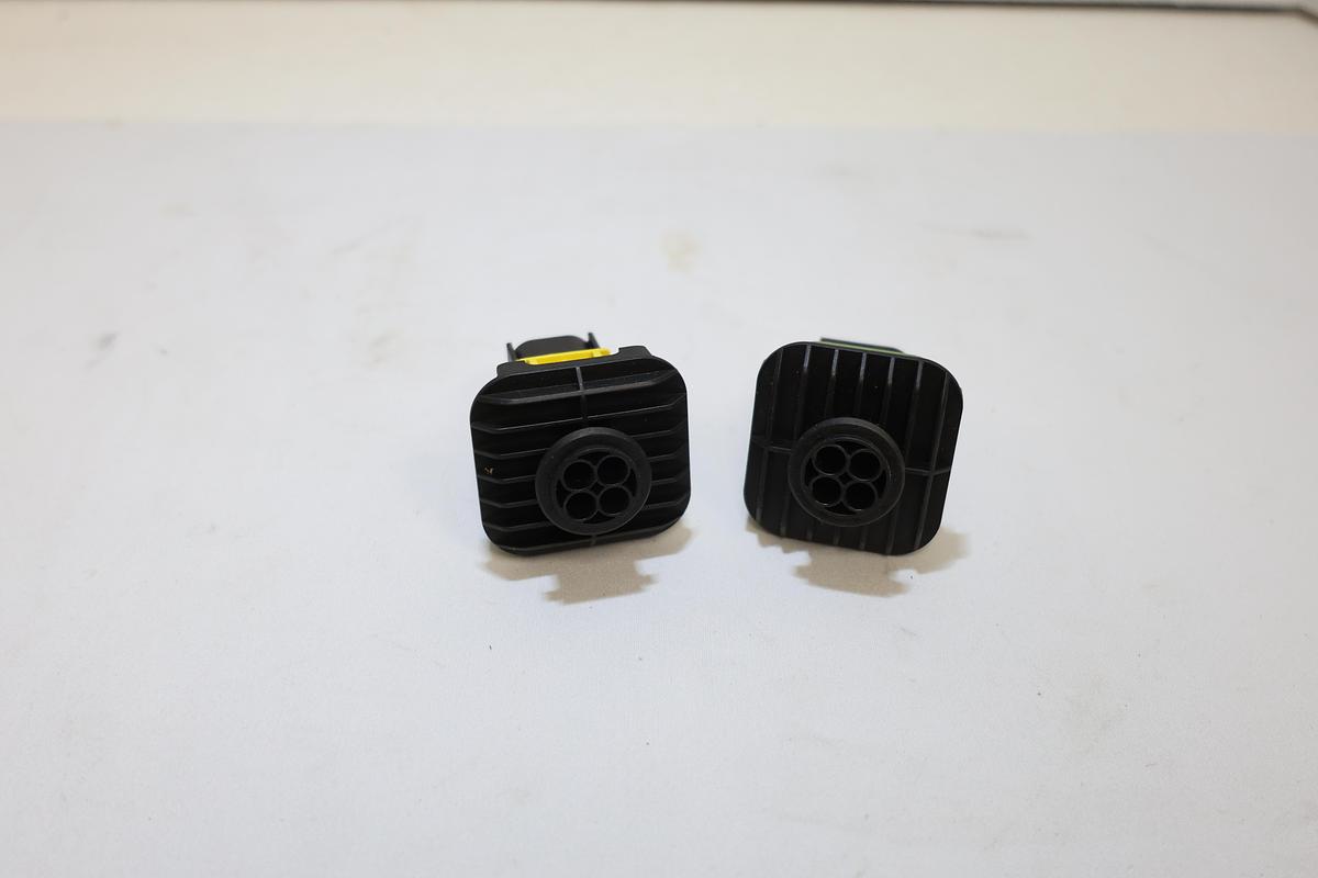 Lot of 2 TE Connectivity 4-Pin Sealed Bulkhead Panel Mount Connectors New
