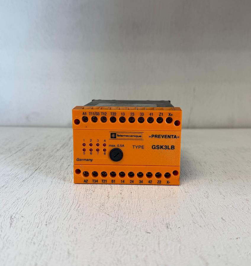 Used Telemecanique Preventa GSK3LB24VACDC Safety Relay 24V AC/DC GHA-180