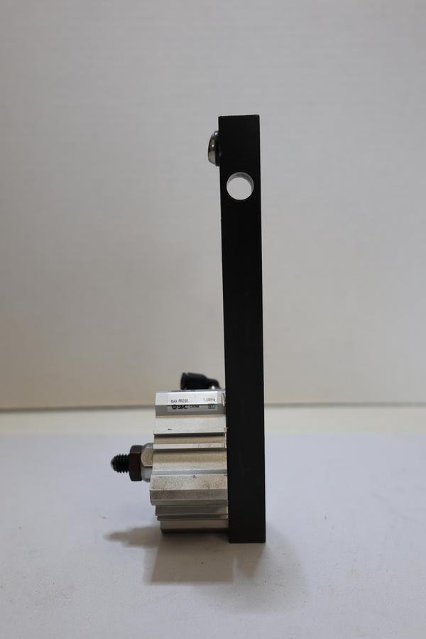 Used SMC CQ2B32-5S Compact Pneumatic Cylinder w/ Lever Arm Assembly