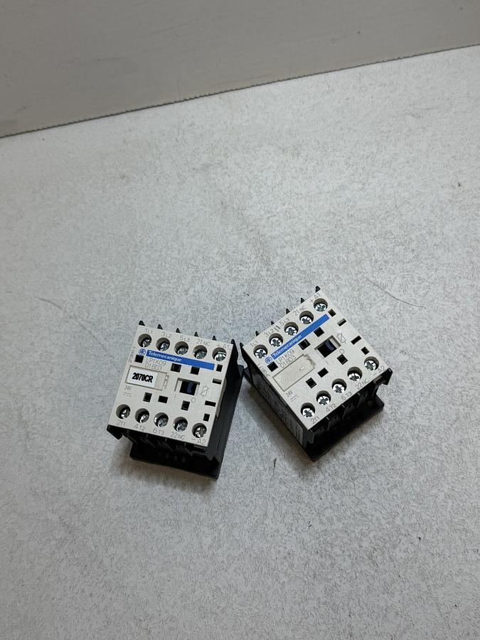 Used Telemecanique LP1K0901BD3 TeSys K Contactor 3 Pole 9A 24VDC Coil 1NC lot of 2 GHA-105