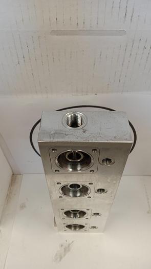 Used Vektor Ag VPST034509 Manifold Block GH503