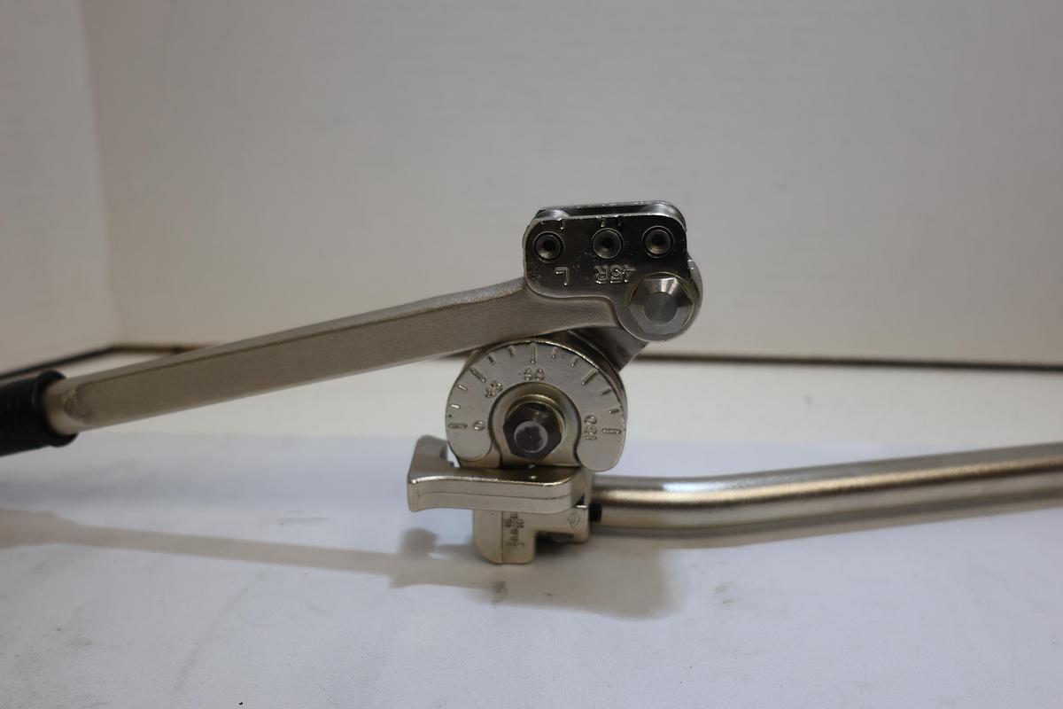 Used Imperial Eastman 364-FH1 3/8" Tube Bender 45°-180° USA Made