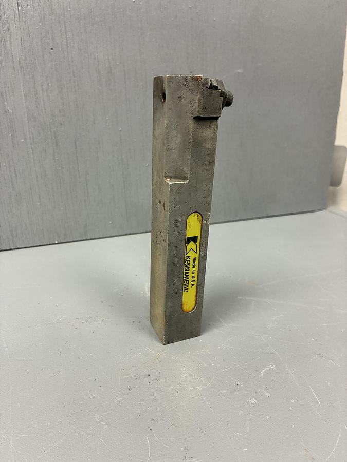Used Kennametal 1.00" Shank NER 164D NH4 Turning Tool Holder GHC-17
