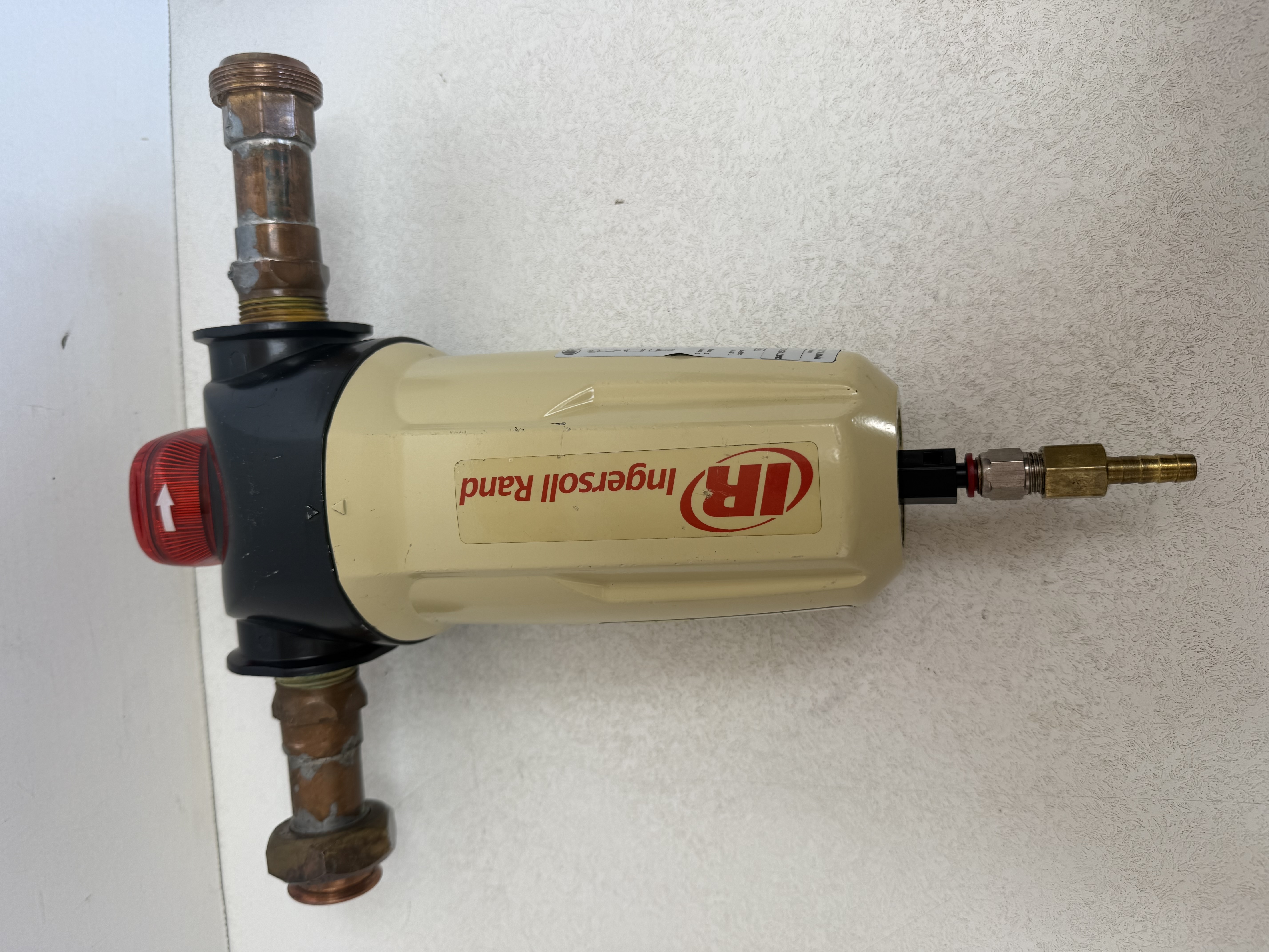 Used Ingersoll Rand 250 PSI High Efficiency Air Filter (85 CFM) Model: F144IH - GHB-52