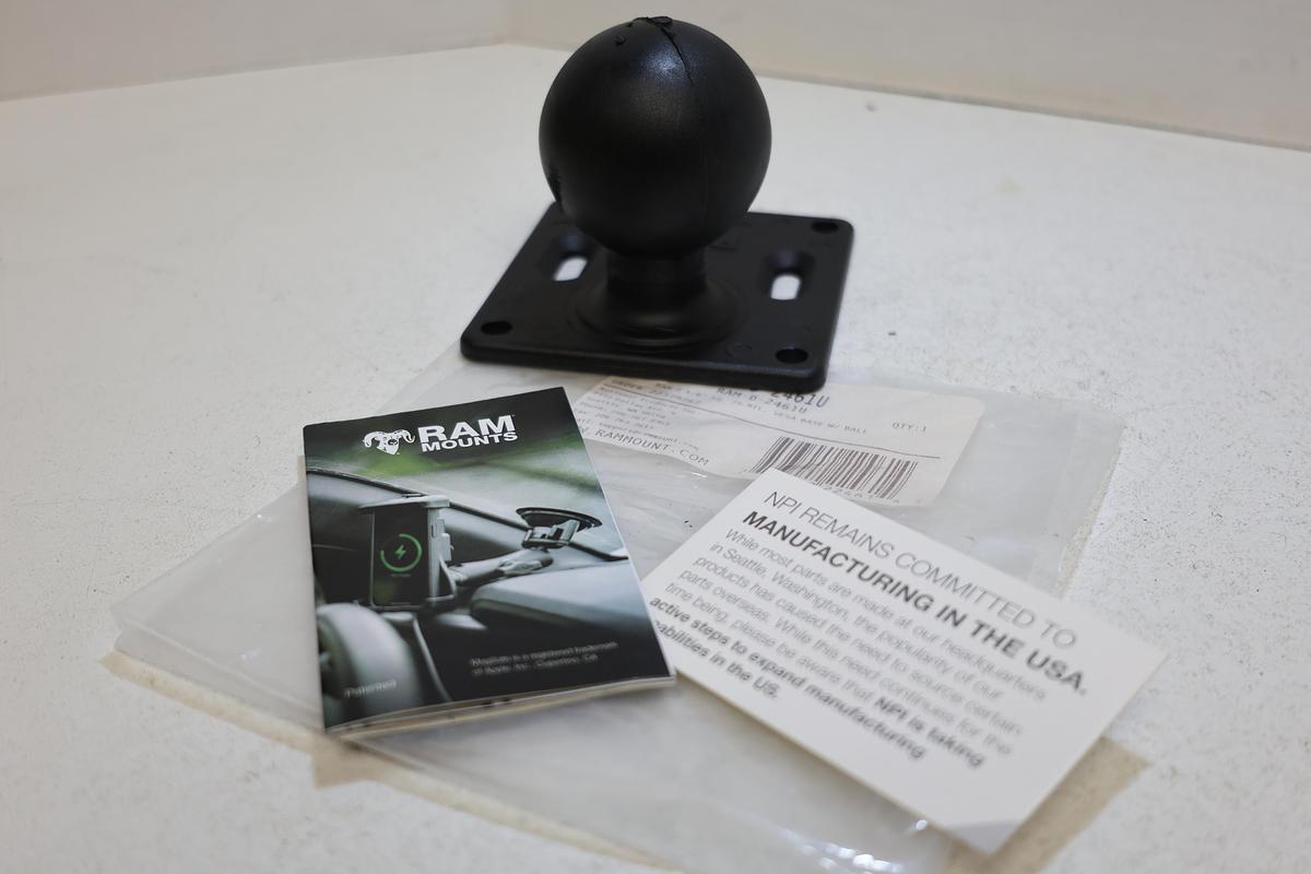 RAM Mounts RAM-D-2461U D Size 2.25" Ball VESA Plate Base Mount New