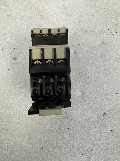 Used Telemecanique LR@ D1310 / LA7-D1064 Overload Relay & Adaptor Terminal Bloc GHA-157-C3