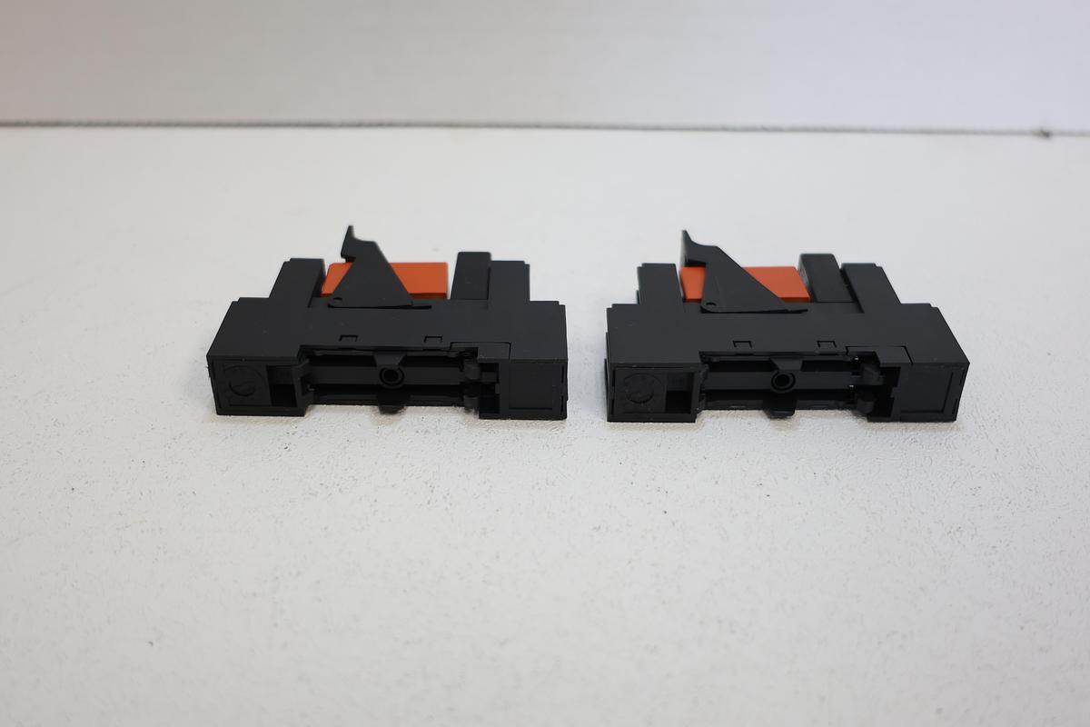 Used Schrack RT78625 Relay Socket Lot of 2 DIN Rail 8-Pin Screw Terminal RT Series