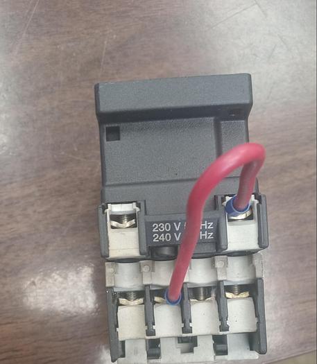 Used Klockner Moeller Dil00m-10 AC Contactor 24v-ac 20a 5hp - GHB-45