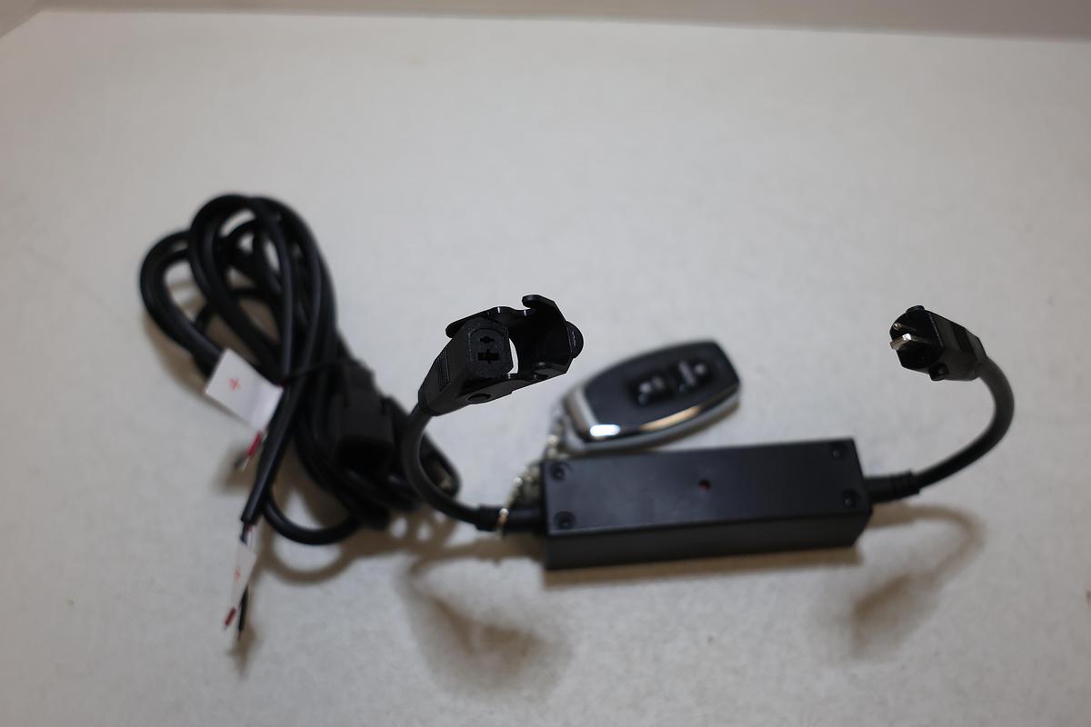 UYGALAXY 12V Linear Actuator Wireless Remote Controller UYGLAC209-1 NEW