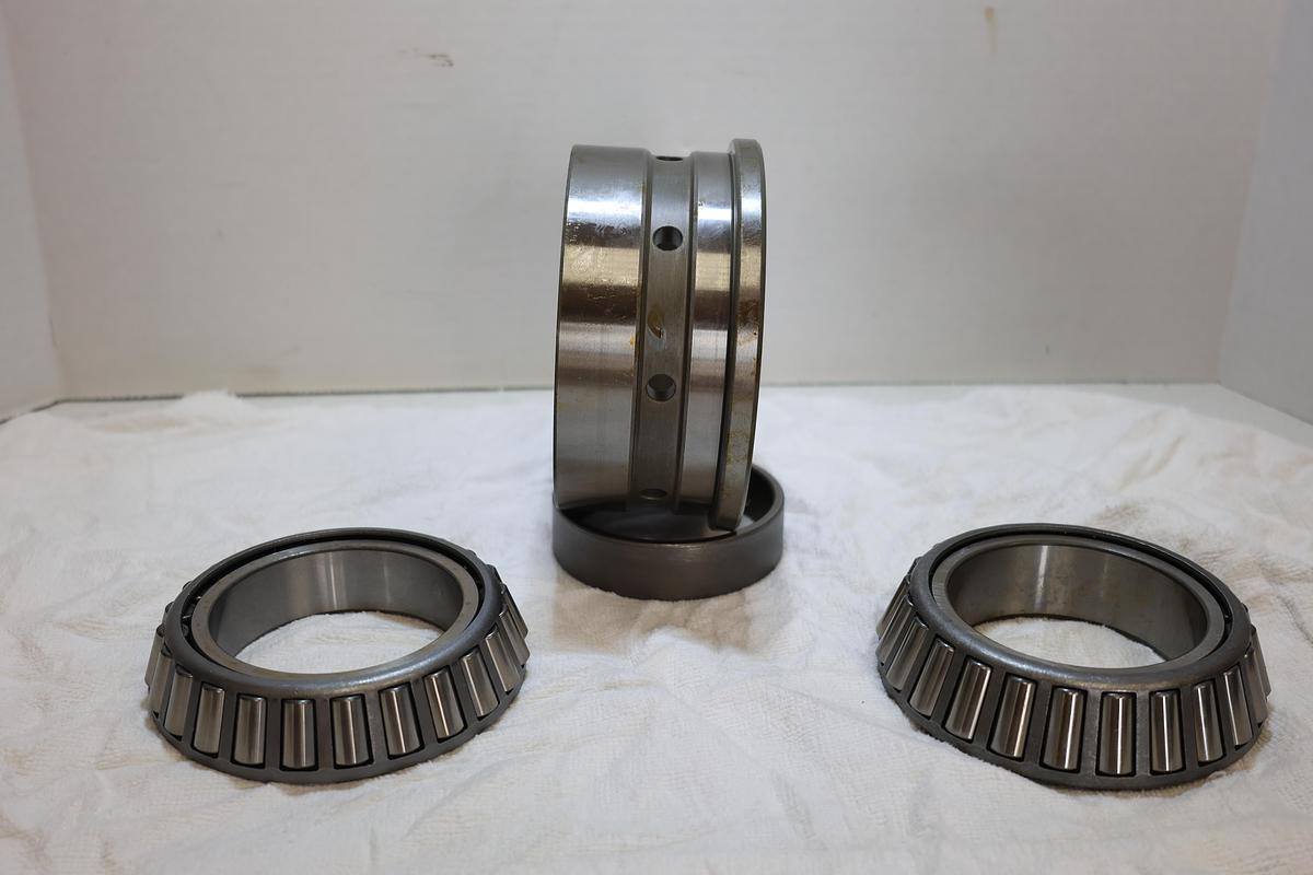Eaton Fuller 21356 Koyo Tapered Roller Transmission Bearing Assembly NOS