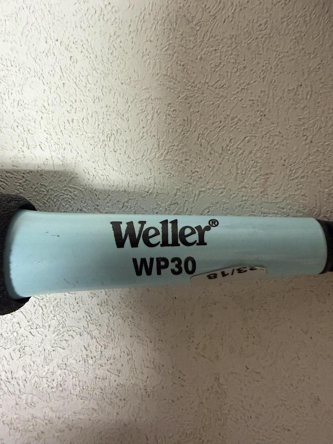 Used Weller WP30 Professional Soldering Iron 30W , 120 V, 800 GHC-34