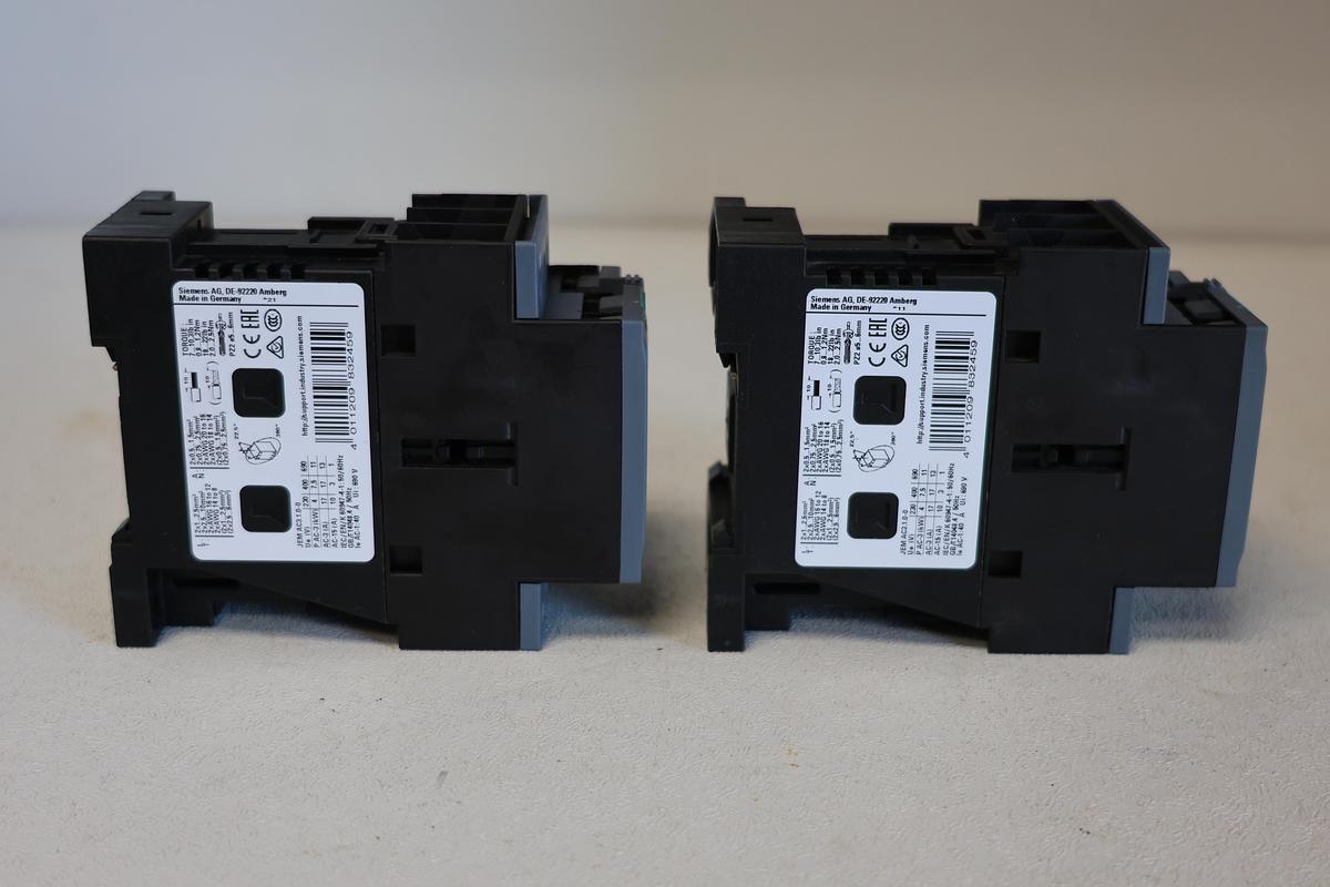 Used (Lot of 2) Siemens 3RT2025-1BB40 SIRIUS Contactor – 3 Pole, 17A, 24V Coil GHA-161