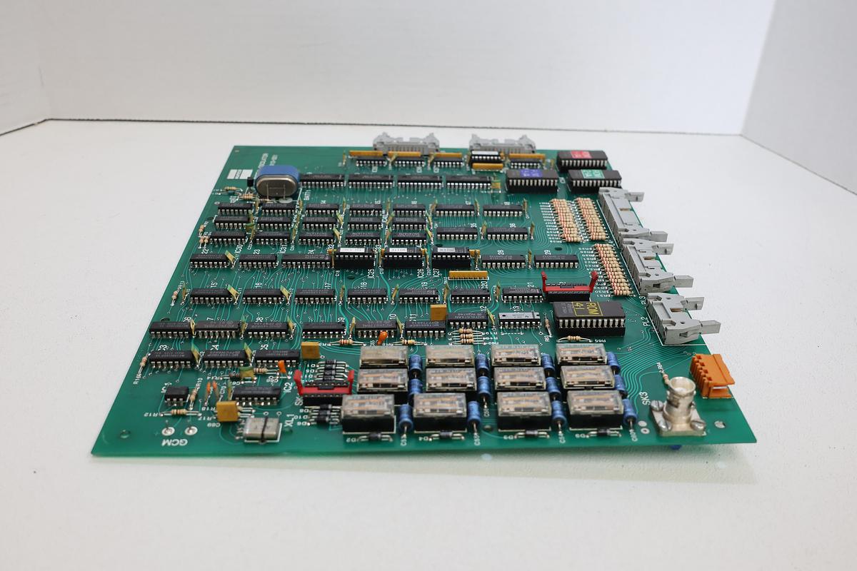 Used Hurco Oscilator Board D414-008413-001 Rev. A CNC Control PCB – Tested Working