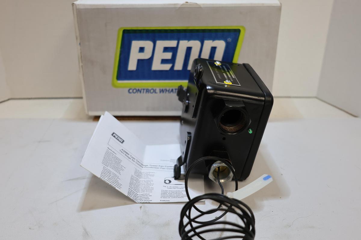 Johnson Controls PENN A28MA Two-Stage Fan Control 40-120°F New NOS