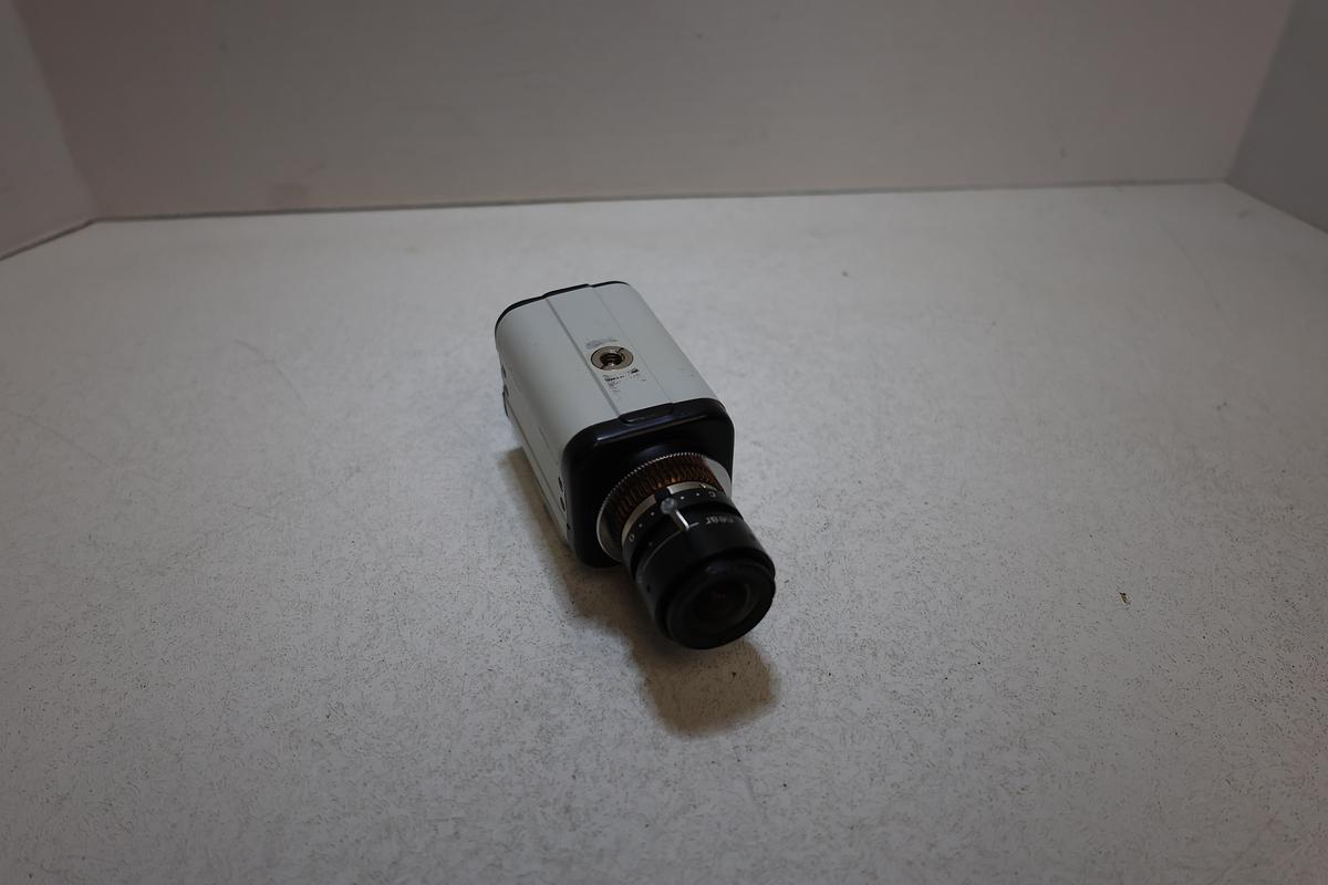 Used EverFocus EQH5102 HD CCTV Box Camera Sony 3.5mm F1.4 Lens 2.1MP 1080p