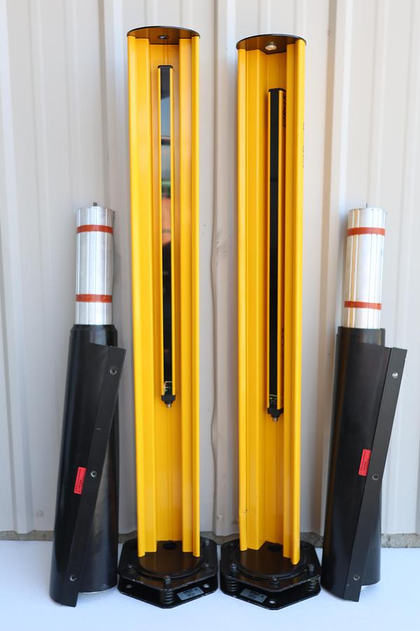 Used REER EOS4E/EOS4R 2B AH Safety System w/ PEI Retractable Curtains & Posts