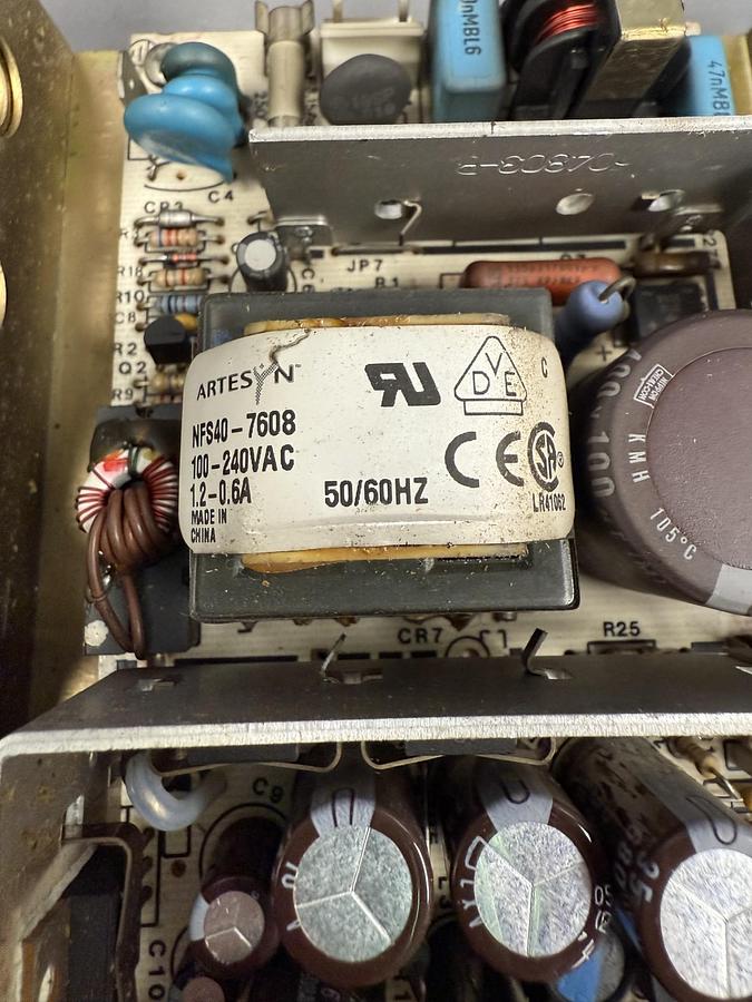 Used Artesyn NFS40-7608 Switching Power Supply 240VAC 50/60Hz 720132-J77 GHA-17
