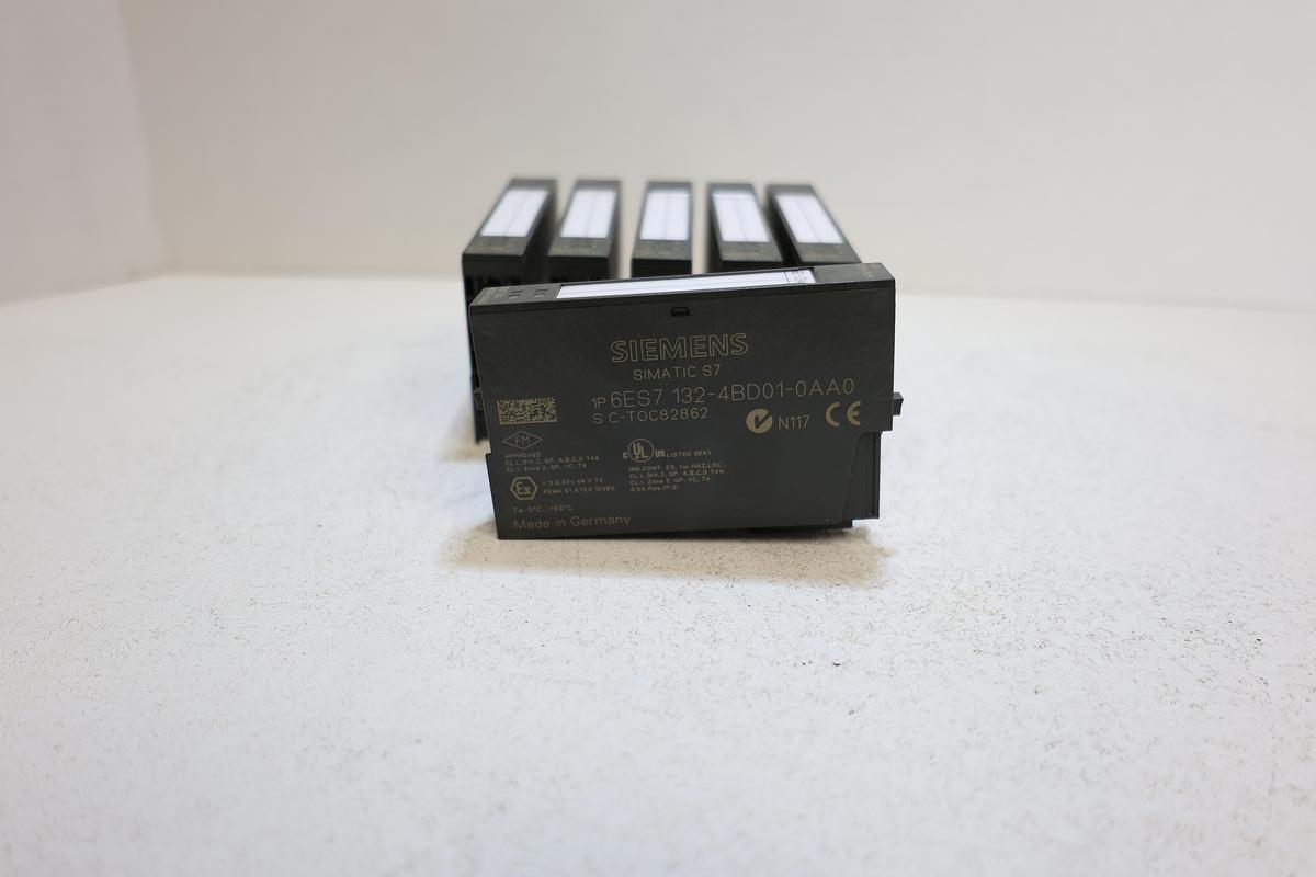 Used Siemens 6ES7 131-4BD01-0AA0 ET200S 4DI 24V DC Input Module Lot of 5