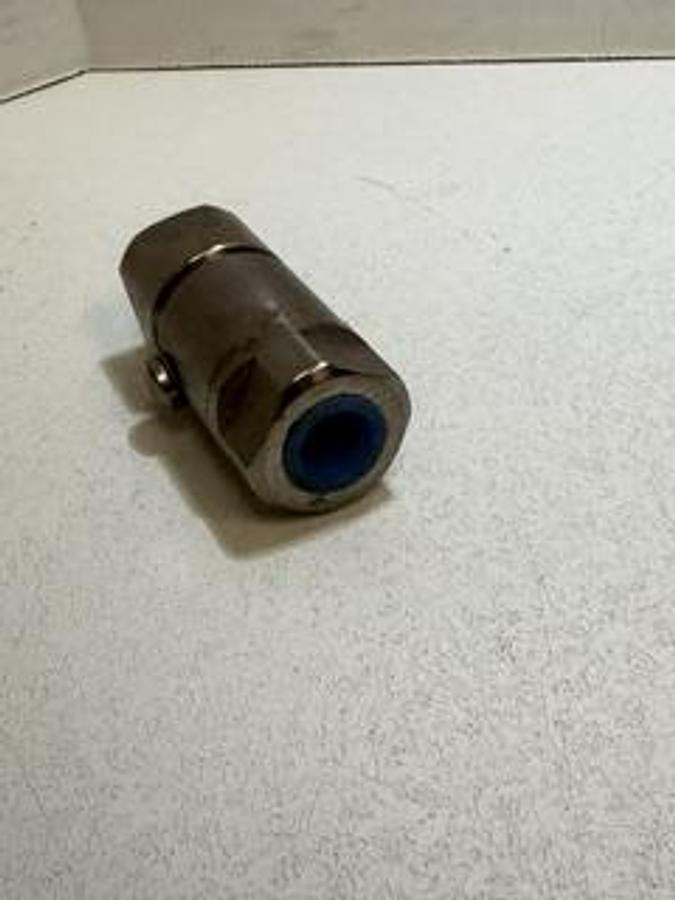 Used Super Swivel - 3/4'' Female Pipe X 3/4'' Female Pipe GHGC-6
