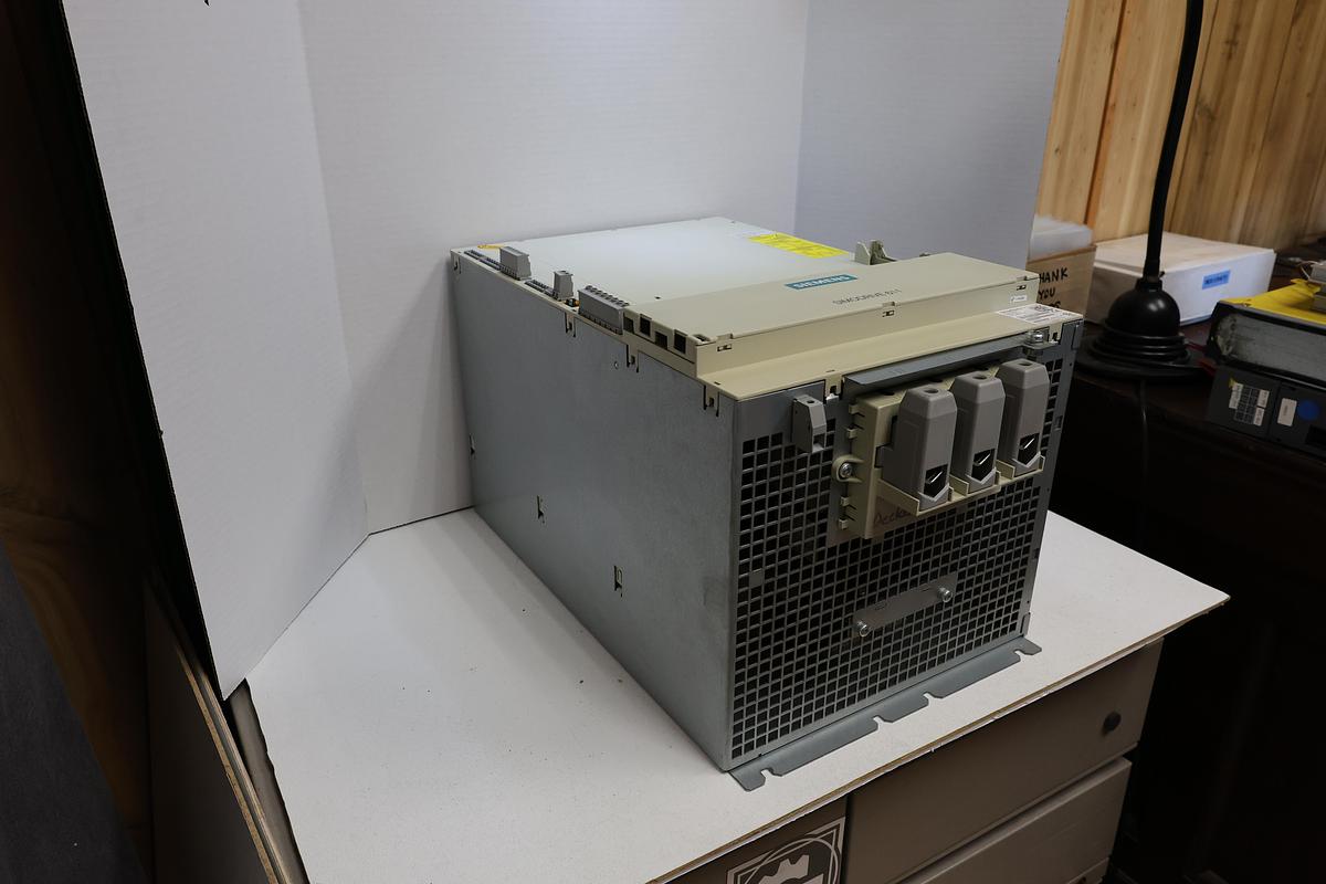 Used Siemens SIMODRIVE 611 6SN1145-1BA01-0DA1 Power Supply/Infeed Module 55kW Used