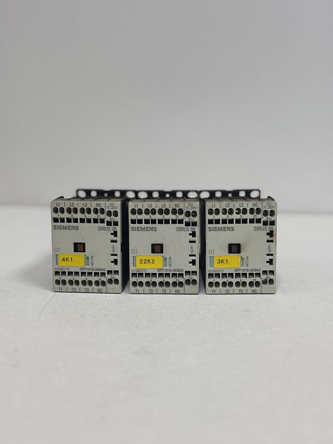 Used Siemens 3RT1015-2KB42 Control Relay – 4-Pole, 24V DC Coil GHA-140