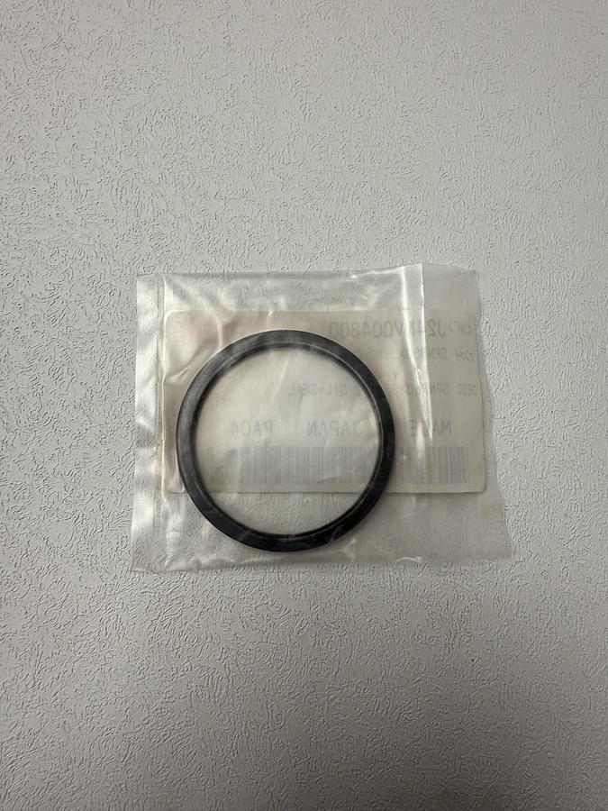 Used Mazak J24NV004800 Oil Seal – Genuine OEM CNC Replacement Part GHC-29