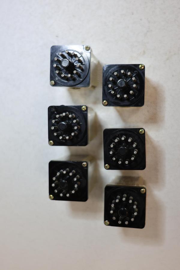 Used Omron MK2KP General Purpose Relays Lot of 6 – 24V DC – 8-Pin DPDT – 10A GHA-186