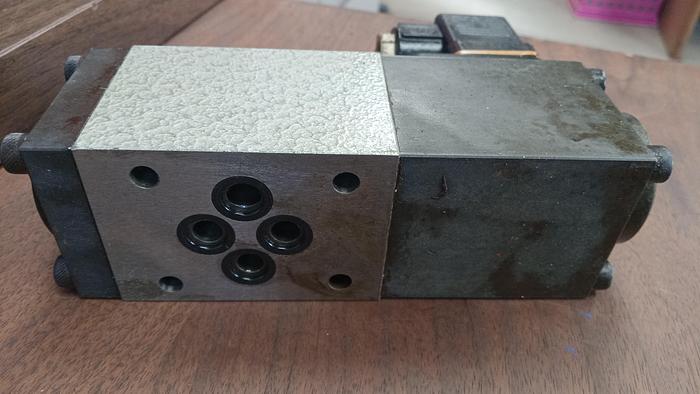 Used Wandfluh-Hydraulik type AM4Z60a to max 250 bar - GHB-45