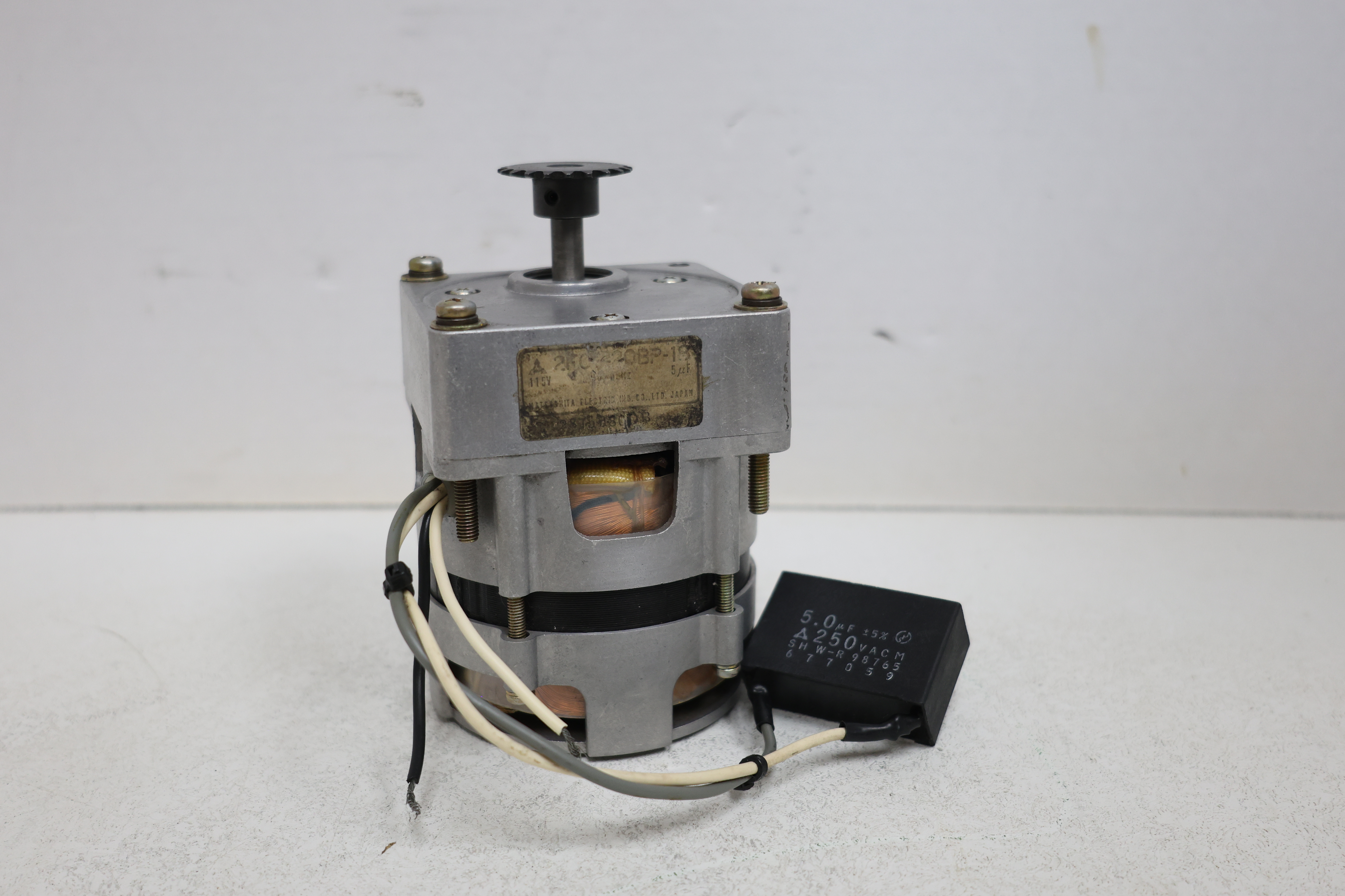 Used Matsushita Electric 2FCC-20BP-18 Electric Motor 115V w/ Capacitor Japan GHA-14