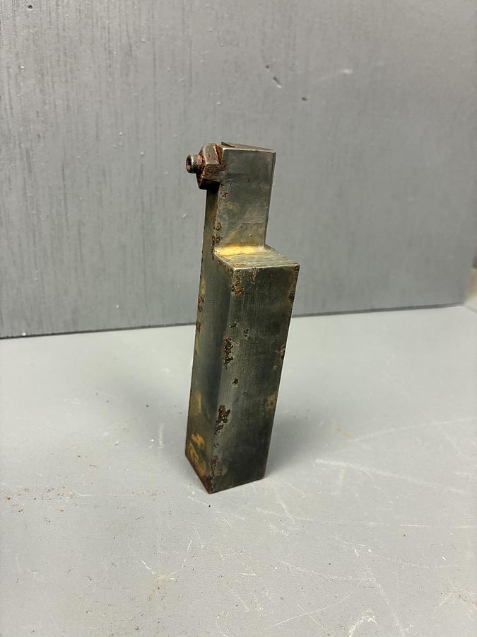 Used KENNAMETAL NER-162C LATHE TURNING TOOL HOLDER 1"  GHC-17