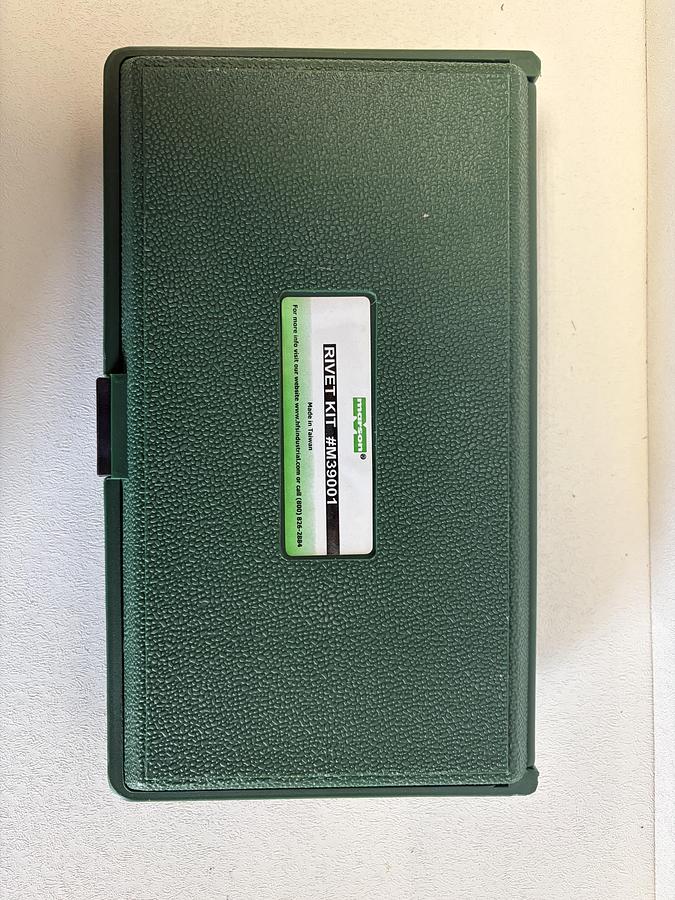 Used Marson 39001 Rivet Kit HP-2 Professional Riveter Kit with Rivet Assortments