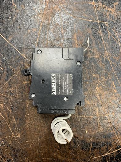 Used Siemens 30 Amp 1 Pole Circuit Breaker with Ground Fault GHA-gs56