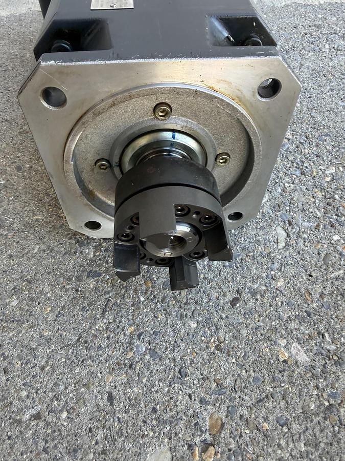 Used Siemens 1FT60861AF711AH1 / 1FT6 Series Synchronous Servomotor – 27 Nm, 3000 RPM 