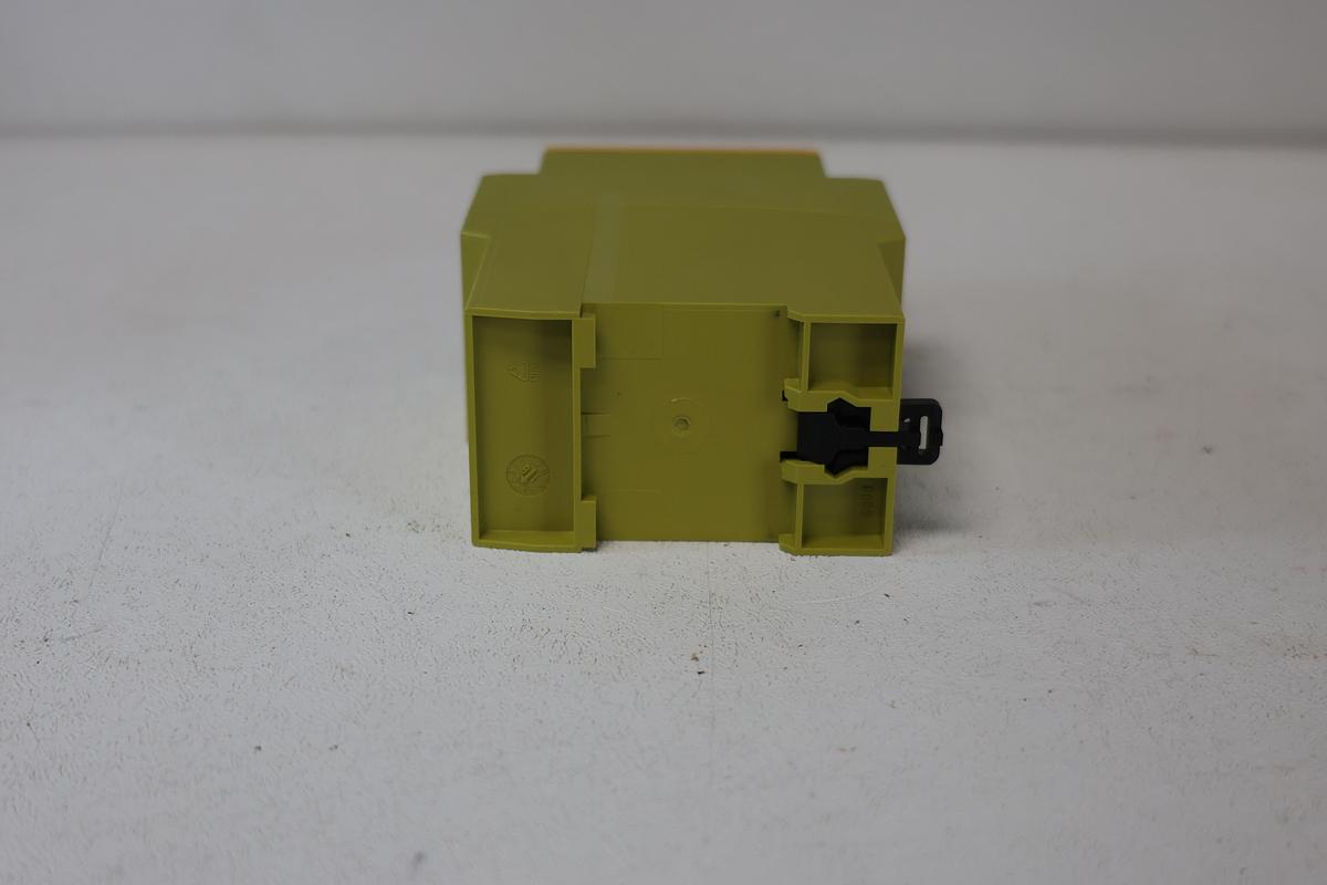 Used PILZ PSWZ X1P C Safety Relay Module – Industrial Automation Component GHA-54