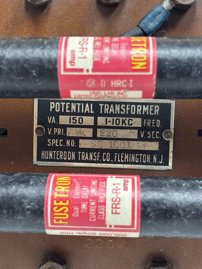 Used Potential Transformer SE 1001 220V 1-10KC Freq. GHA-9
