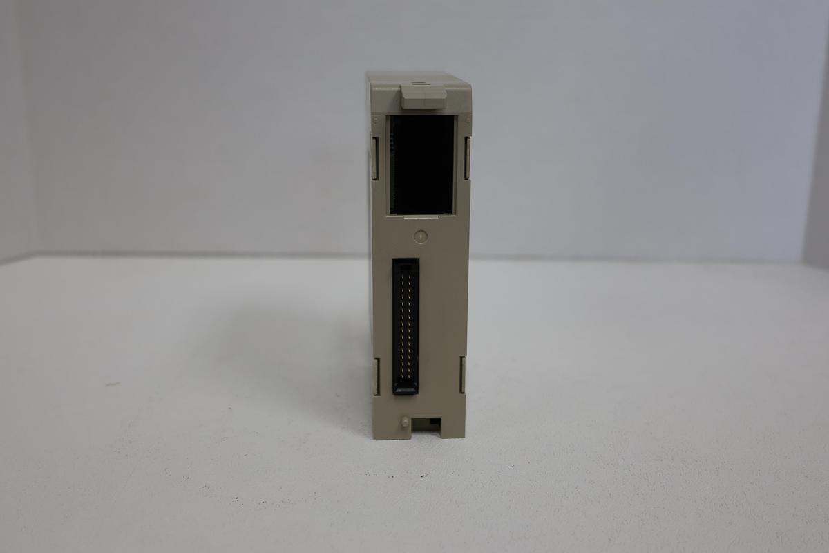 Used Omron C200HW-PRT21 PROFIBUS Intelligent Slave Communications Module GHC-35