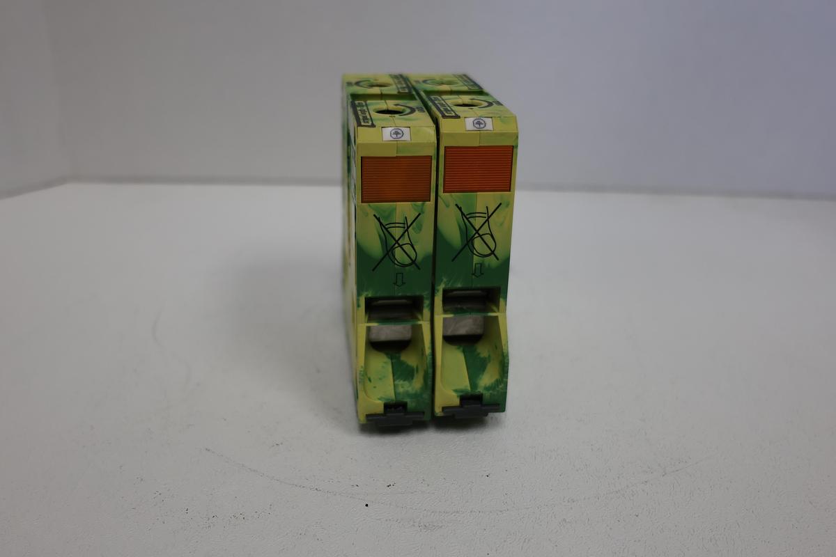 Used WAGO Power Cage Clamp 2 Conductor Ground Terminal Block Model: 285-1187 2 Conductor GHA-187