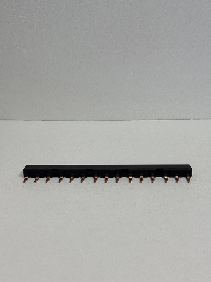 Used SIEMENS 3RV1915-1D – Busbar Adapter / Connection Module GHC-38