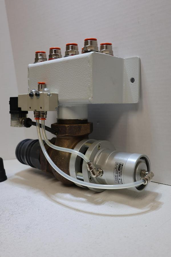 Used UNITEAM CNC Pneumatic Valve Assembly PN16 Vesta Actuator Manifold Used