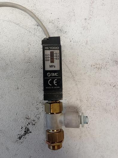 Used SMC IS 1000 X215 Pressure Switch GH202