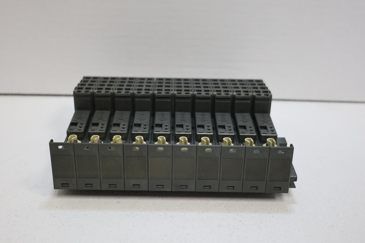 Used Siemens SIMATIC DP ET200S Terminal Modules Lot of 10 6ES7 193-4CB30-0AA0 TM-E15C24-01