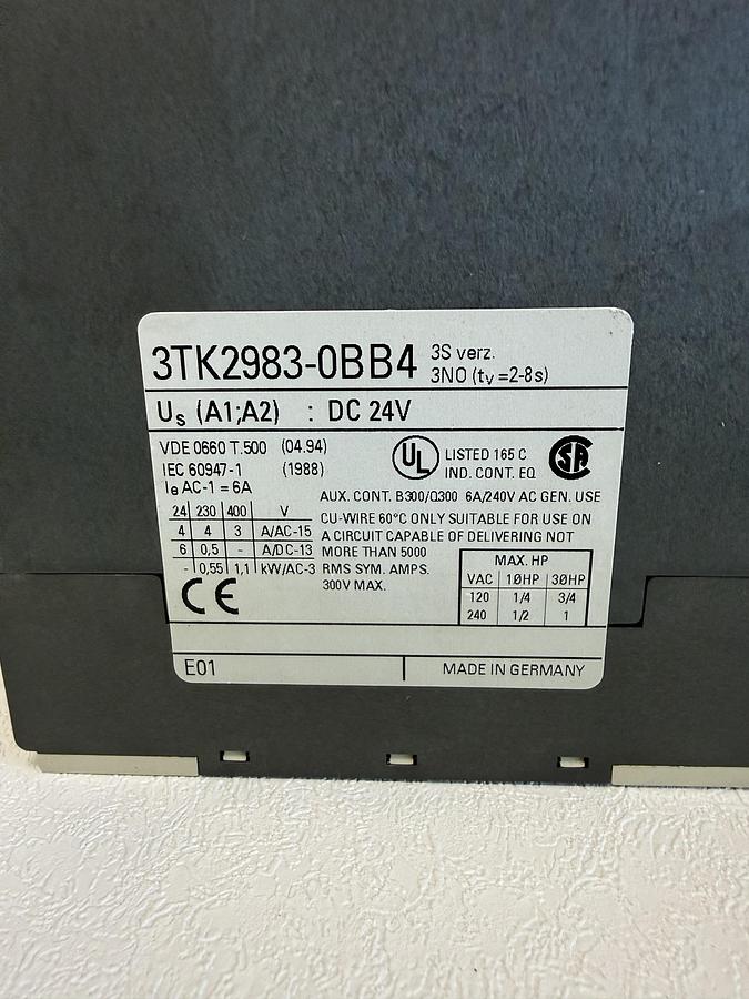 Used Siemens Contactor Safety Combination | 3TK2983-0BB4 (Plastic broken on back) GHC-26