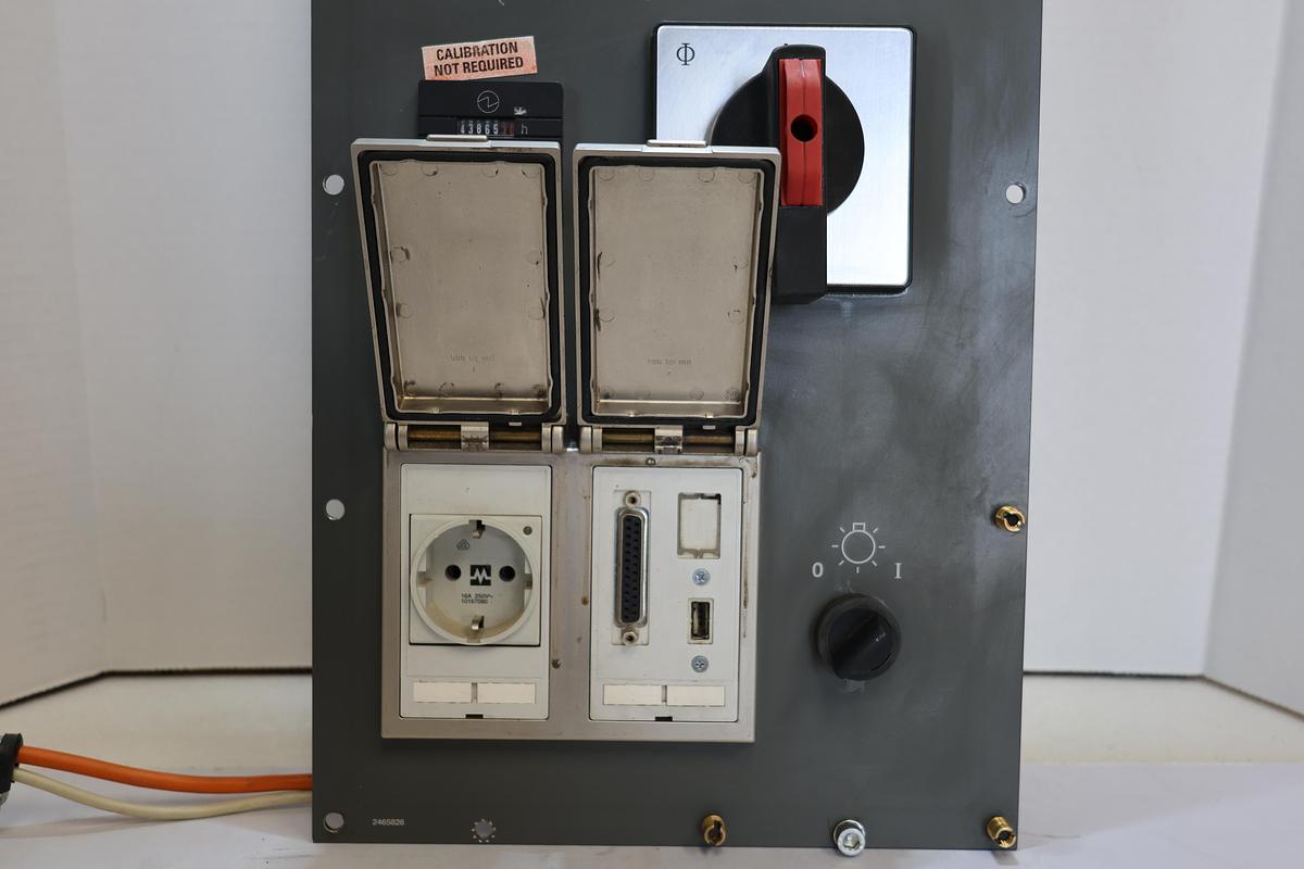 Used DMG Deckel Maho Machine Power Distribution Control Panel Assembly 400V 