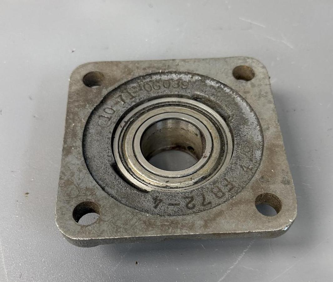 Used HUB CITY FB72-4 4-BOLT FLANGE MOUNT BEARING BORE W/ COLLAR GHA-SS3