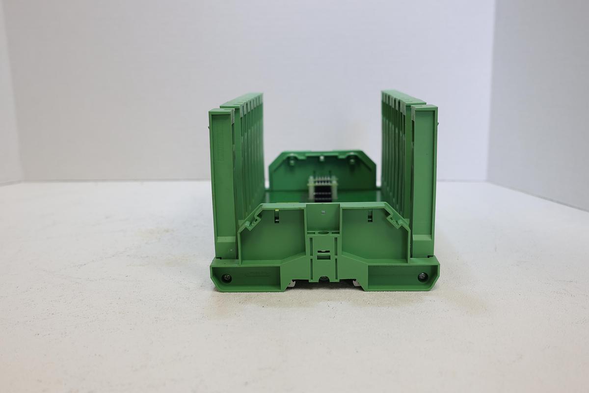 Used Dina Elektronik DNDS-8M PLC Rack System DIN Rail Mount Control Module Backplane