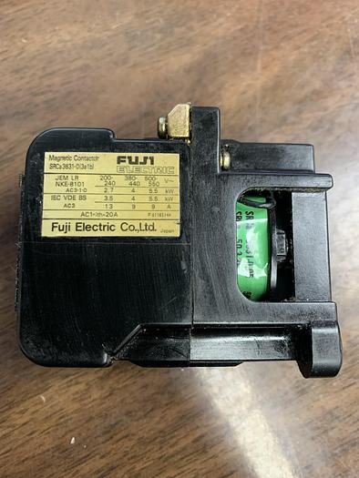 Used Fuji Electric Co. SRCa3631-0(3a1b) Magnetic Contactor GHA-49